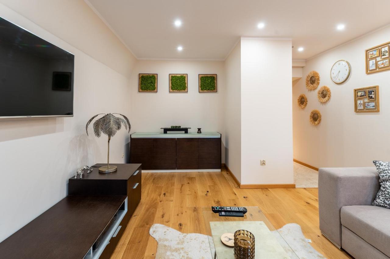 Apartament Zloty Jelonek - 4 Osobowy Na Placu Ratuszowym - Space Apart Jelenia Gora Exterior photo
