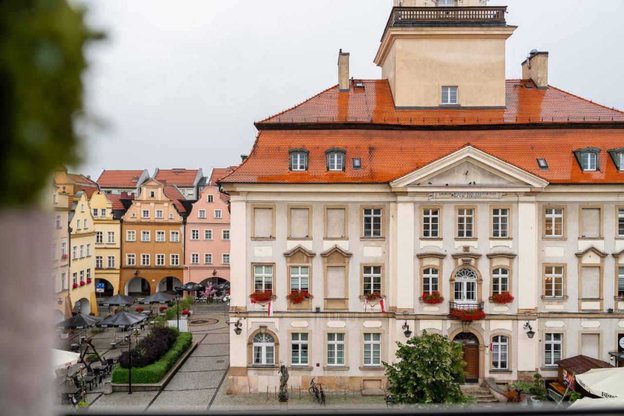 Apartament Zloty Jelonek - 4 Osobowy Na Placu Ratuszowym - Space Apart Jelenia Gora Exterior photo